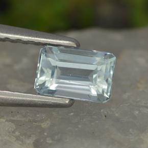 0.5ct Octagon Step Cut Light Blue Aquamarine Gem for sale 0.5ct Octagon Step Cut Light Blue Aquamarine Gem (ID: 497648)
