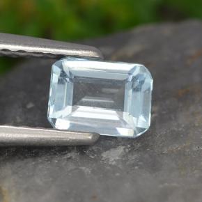 0.4ct Octagon Step Cut Light Blue Aquamarine Gem for sale 0.4ct Octagon Step Cut Light Blue Aquamarine Gem (ID: 497735)