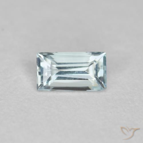 0.29ct Natural Light Greenish Blue Aquamarine, Baguette, VS-SI