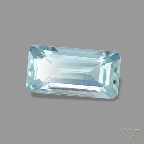 0.84 ct Blue Aquamarine Stone, Natural Aquamarine in Octagon Step Cut Shape for Sale