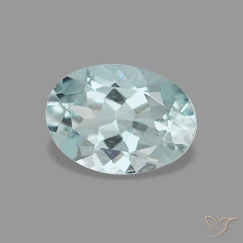 0.66 ct Blue Aquamarine Stone, Natural Aquamarine in Oval Facet Shape for Sale