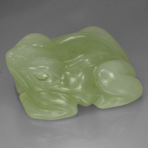 387.33 ct Green Aventurine Stone, Natural Aventurine in Carved Frog Shape for Sale