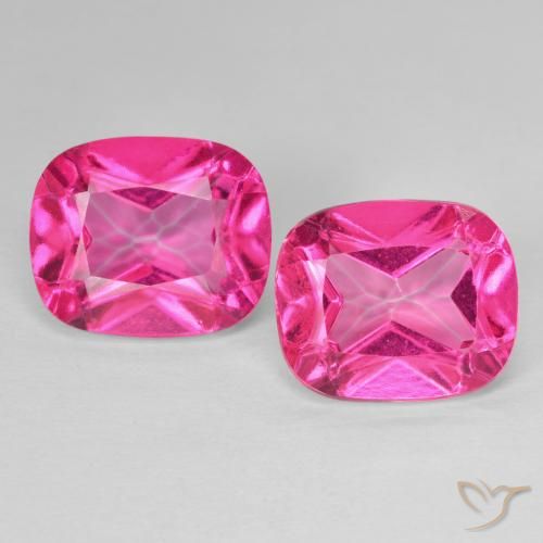 Paire de topaze azotique Coussin 12,2 x 10,1mm assorties - Poids total 13,53 ct / moyenne 6,77 ct chacune, couleur Rose vif et pureté vvs, pierre gemme naturelle , dureté de Mohs 8 à 8 convient aux bijoux de tous les jours, pierre de sagesse, Photo A