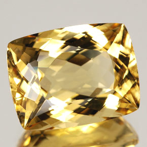 6.89 ct Yellow Beryl Stone, Natural Beryl in Cushion-Cut Shape for Sale