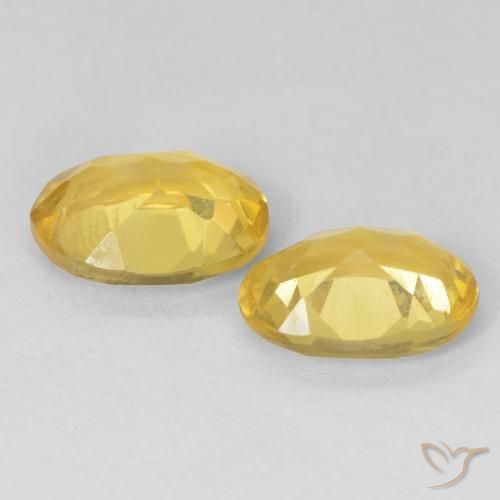 Beryl Gemstones in 8 x 6 mm (calibrated) Size for Sale, Beryl Stones in Light Gold Color