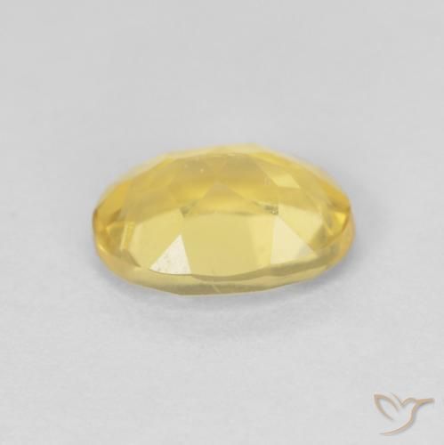 Beryl Gemstone in 8 x 6 mm (calibrated) Size for Sale, Beryl Stone in Light Gold Color