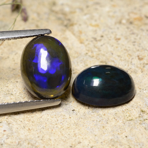 Multicolor Black Opal Gem - 1.4ct Oval Cabochon (ID: 473375)