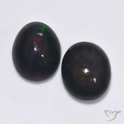 2,38 ct ovaler schwarzer Opal, 9,2 x 7,2 mm aus Äthiopien, Photo A