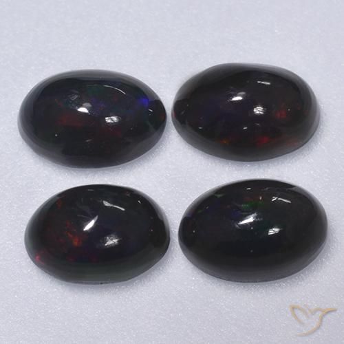 1,28 ct ovaler schwarzer Opal, 6 x 4,2 mm aus Äthiopien, Photo A