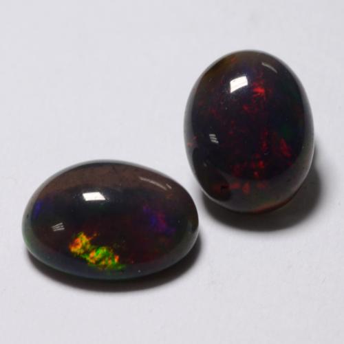 Multicolor Black Opal Gem - 0.7ct Oval Cabochon (ID: 538254)