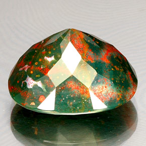 Bloodstone Gemstone in 19.3 x 15.8 mm Size for Sale, Bloodstone Stone in Spotted Green Color