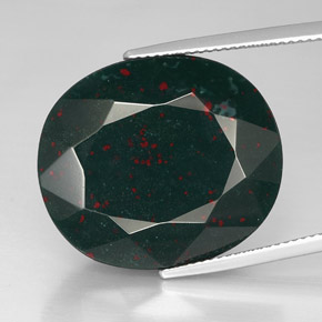 30.31 ct Green Bloodstone Gemstone, Bloodstone Gem in Oval Facet Shape for Sale.