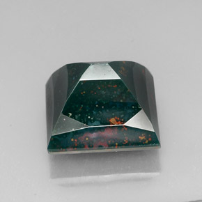 Bloodstone Gemstone in 17.4 x 16 mm Size for Sale, Bloodstone Stone in Spotted Green Color