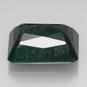 Bloodstone Gemstone in 17.6 x 13.9 mm Size for Sale, Bloodstone Stone in Spotted Green Color