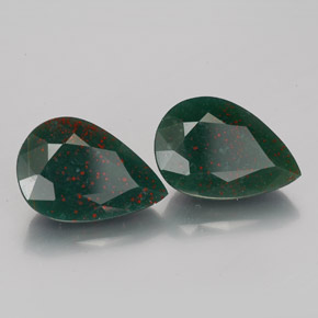 3.66 ct Green Bloodstone Stone, Natural Bloodstone in Pear Facet Shape for Sale