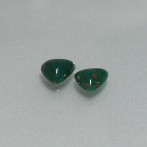 0.63 ct Green Bloodstone Stone, Natural Bloodstone in Trillion Cabochon Shape for Sale