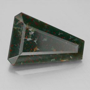 7.35 ct Green Bloodstone Stone, Natural Bloodstone in Fancy Facet Shape for Sale