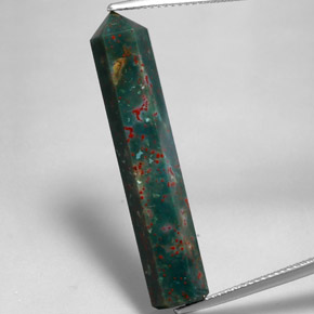 15.50 ct Green Bloodstone Gemstone, Bloodstone Gem in Pencil Shape for Sale.