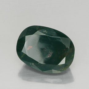 7.77 ct Green Bloodstone Stone, Natural Bloodstone in Oval Facet Shape for Sale