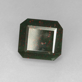 4.90 ct Green Bloodstone Stone, Natural Bloodstone in Octagon Facet Shape for Sale