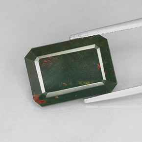 7.68 ct Green Bloodstone Gemstone, Bloodstone Gem in Octagon Facet Shape for Sale.