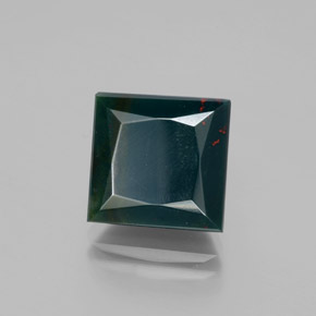 7.72 ct Green Bloodstone Stone, Natural Bloodstone in Square / Scissor Cut Shape for Sale