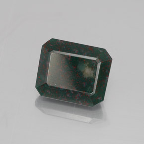 4.78 ct Green Bloodstone Stone, Natural Bloodstone in Octagon Facet Shape for Sale