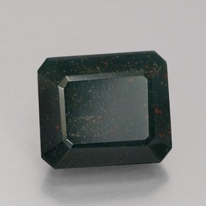 5.54 ct Green Bloodstone Stone, Natural Bloodstone in Octagon Facet Shape for Sale