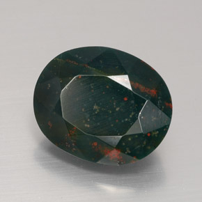 5.78 ct Green Bloodstone Stone, Natural Bloodstone in Oval Facet Shape for Sale