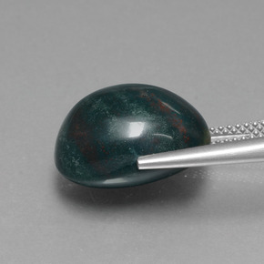 Bloodstone Gemstone in 15.3 x 12.1 mm Size for Sale, Bloodstone Stone in Spotted Green Color