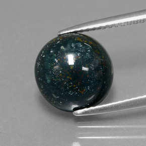 4.95 ct Green Bloodstone Gemstone, Bloodstone Gem in Round Cabochon Shape for Sale.