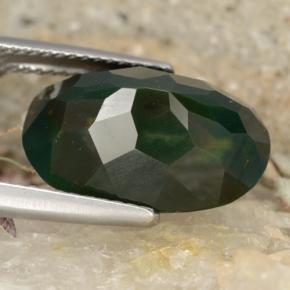 Bloodstone Gemstone in 16.4 x 11 mm Size for Sale, Bloodstone Stone in Spotted Green Color