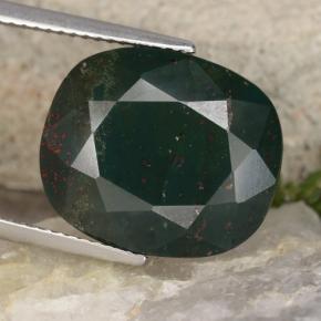11.29 ct Green Bloodstone Gemstone, Bloodstone Gem in Oval Facet Shape for Sale.
