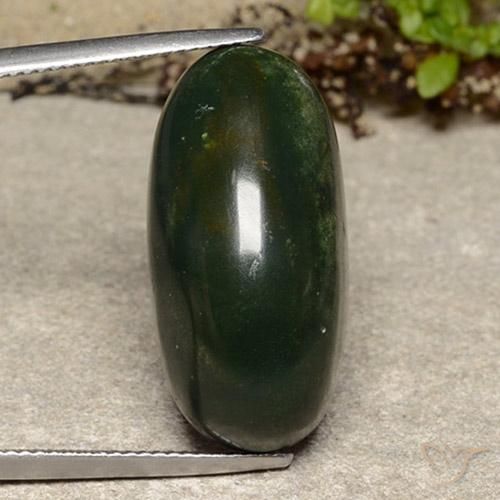 21.8 ct Oval Bloodstone, 24.6 x 12.3 mm From Madagascar, Photo A