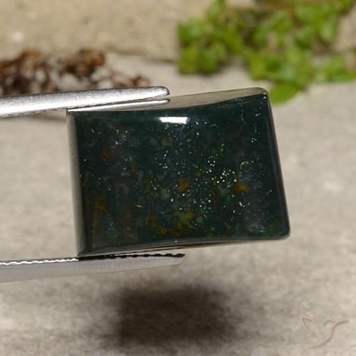 22.60 ct Green Bloodstone Stone, Natural Bloodstone in Baguette Cabochon Shape for Sale