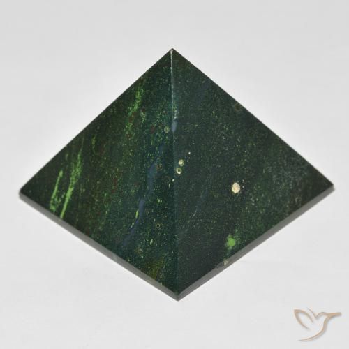 125.94 ct Green Bloodstone Stone, Natural Bloodstone in Pyramid Shape for Sale