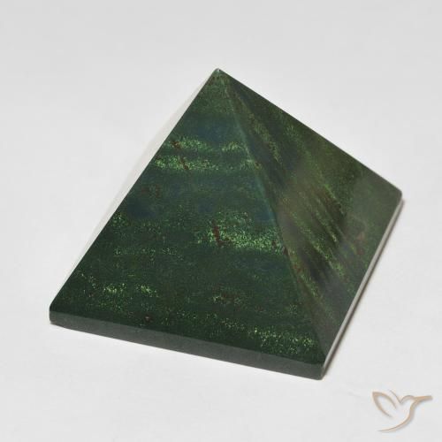 104.56 ct Multicolor Bloodstone Stone, Natural Bloodstone in Pyramid Shape for Sale