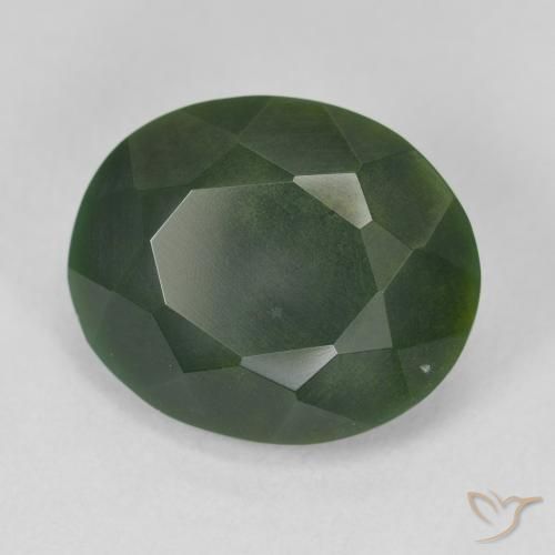 7.96 ct Green Bloodstone Stone, Natural Bloodstone in Oval Facet Shape for Sale