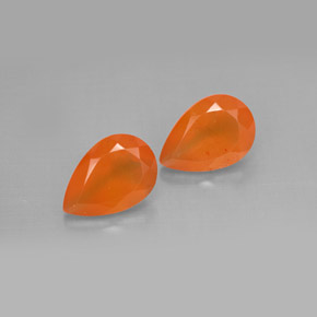 2.35 ct Orange Carnelian Gemstone, Carnelian Gem in Pear Facet Shape for Sale.