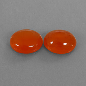 4.68 ct Orange Carnelian Gemstone, Carnelian Gem in Oval Cabochon Shape for Sale.