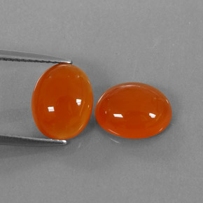 5.11 ct Orange Carnelian Stone, Natural Carnelian in Oval Cabochon Shape for Sale