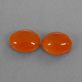 5.04 ct Orange Carnelian Gemstone, Carnelian Gem in Oval Cabochon Shape for Sale.