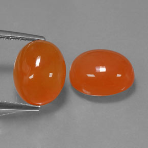7.74 ct Orange Carnelian Gemstone, Carnelian Gem in Oval Cabochon Shape for Sale.
