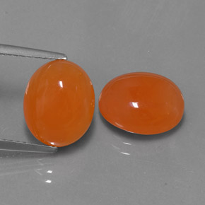 7.28 ct Orange Carnelian Gemstone, Carnelian Gem in Oval Cabochon Shape for Sale.