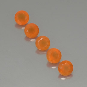 2.58 ct Orange Carnelian Gemstone, Carnelian Gem in Round Facet Shape for Sale.