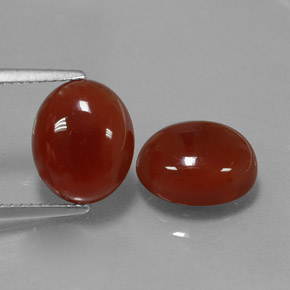 7.33 ct Red Carnelian Gemstone, Carnelian Gem in Oval Cabochon Shape for Sale.