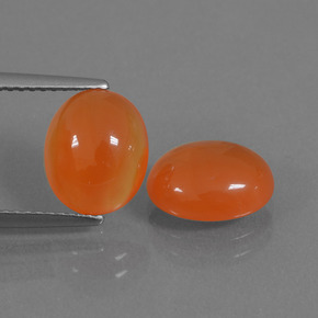 Medium Orange Karneol Edelstein - 2.6ct Oval Cabochon (ID: 436045)