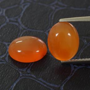 2.5ct Oval Cabochon Orange Carnelian for sale thumb image of 2.5ct Oval Cabochon Orange Carnelian (ID: 469844)