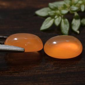 Carnelian Gemstones in 8 x 6 mm (calibrated) Size for Sale, Carnelian Stones in Medium Orange Color