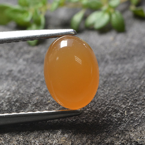 Bright Orange Carnelian Gem - 1.6ct Oval Cabochon (ID: 495536)